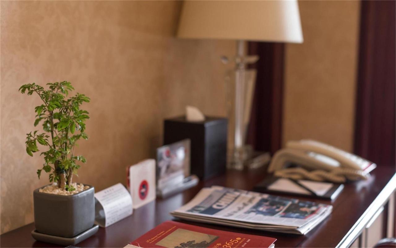 วินด์แฮม เซี่ยงไฮ้ หงเฉียว Hotel ภายนอก รูปภาพ