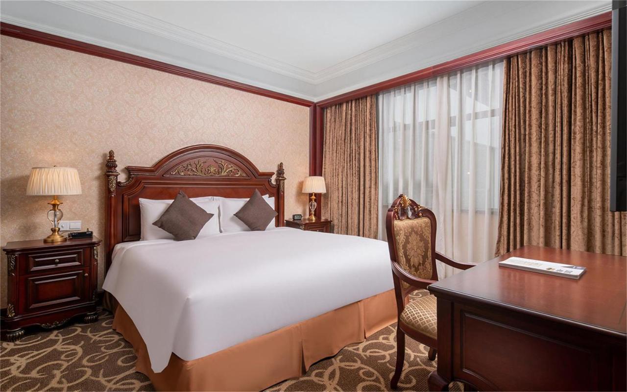 วินด์แฮม เซี่ยงไฮ้ หงเฉียว Hotel ภายนอก รูปภาพ