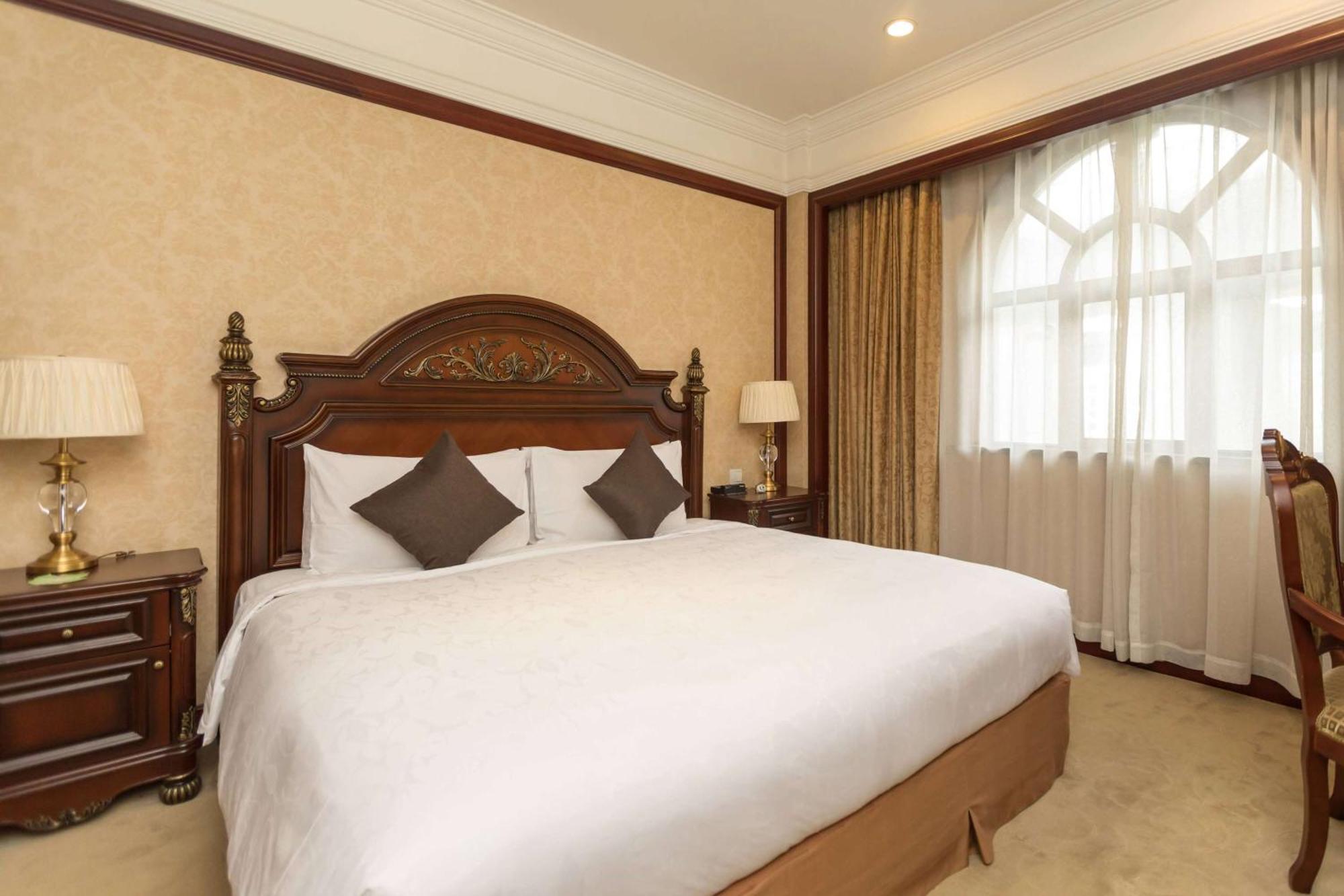 วินด์แฮม เซี่ยงไฮ้ หงเฉียว Hotel ภายนอก รูปภาพ